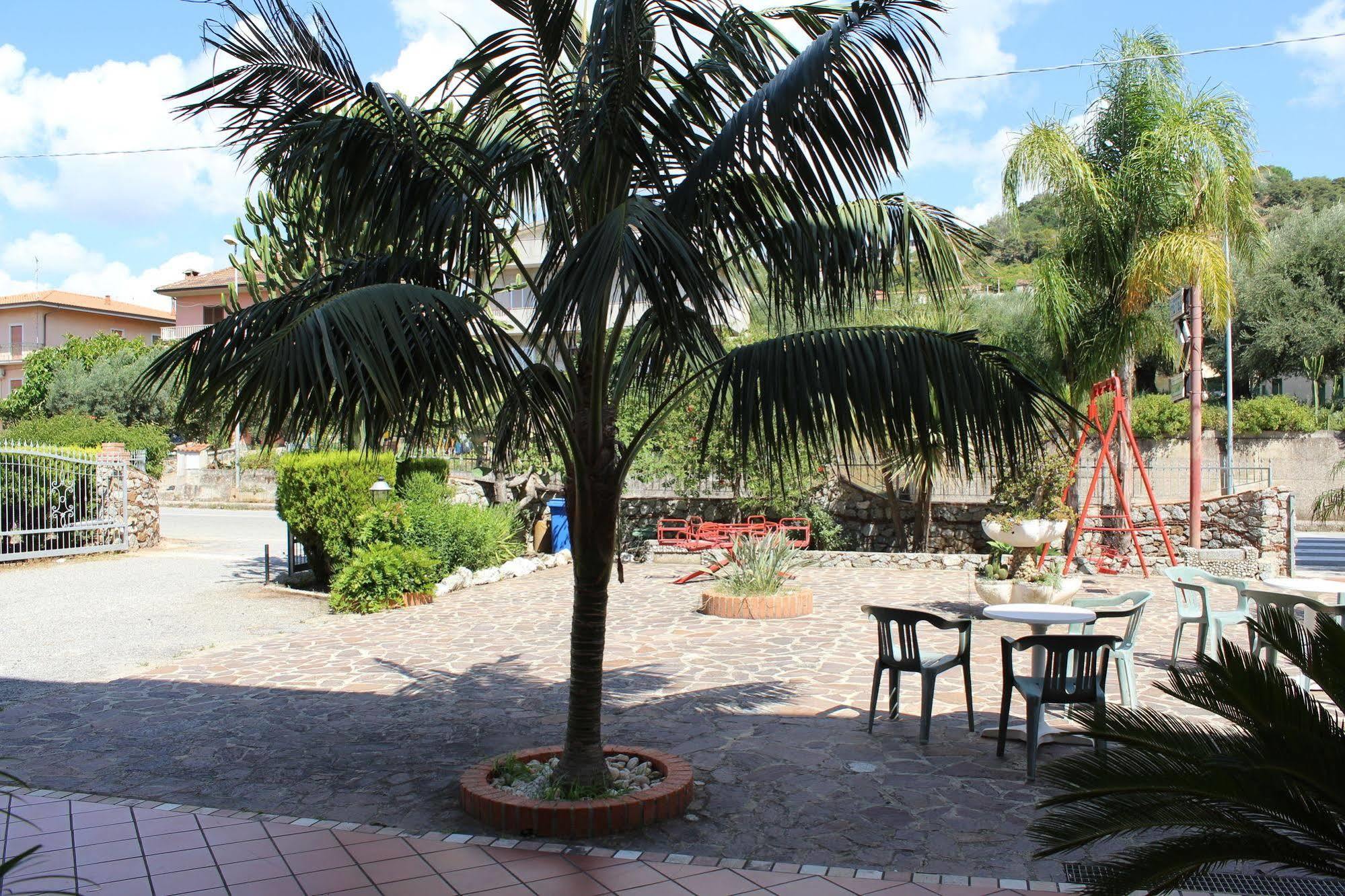 Hotel Royal Coccorino Exterior foto